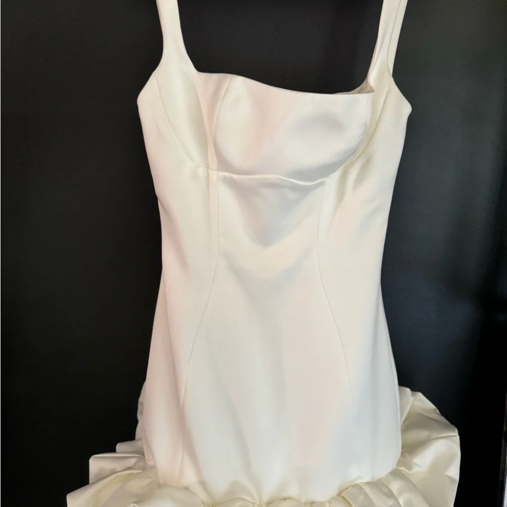 HOUSE OF CB DRESS - Picture 4 of 9